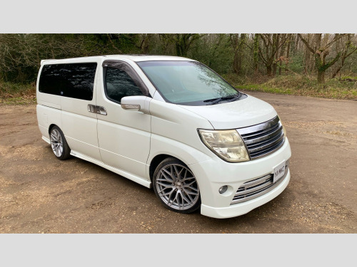 Nissan Elgrand  3.5 V6 Rider S Autech