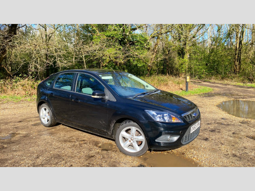 Ford Focus  1.6 Zetec 5dr