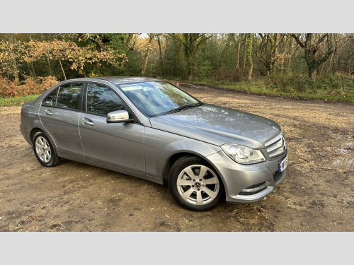 Mercedes-Benz C-Class C200 2.1 C200 CDI Executive SE G-Tronic+ Euro 5 (s/s) 4dr 