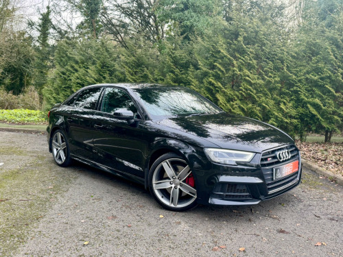Audi S3  2.0 TFSI Black Edition S Tronic quattro Euro 6 (s/s) 4dr 