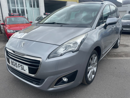 Peugeot 5008  1.6 HDi Allure 5dr