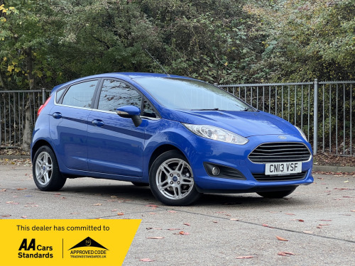 Ford Fiesta  1.25 Zetec Hatchback 5dr Petrol Manual Euro 5 (82 ps)