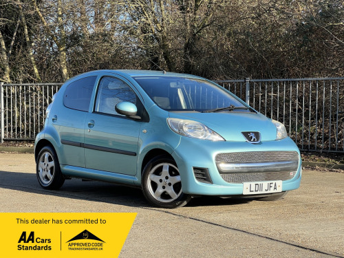 Peugeot 107  1.0 12V Envy Hatchback 5dr Petrol Manual Euro 5 (68 ps)