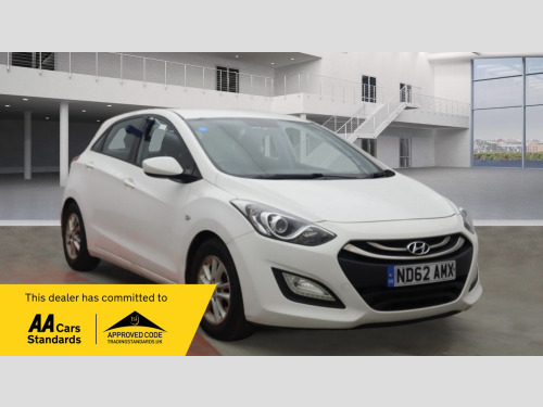 Hyundai i30  1.4 Active Hatchback 5dr Petrol Manual Euro 5 (100 ps)