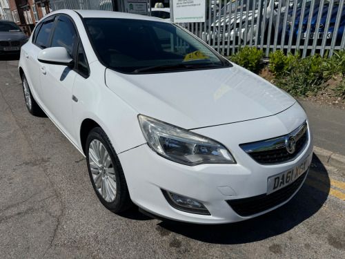 Vauxhall Astra  1.4 16v Excite Hatchback 5dr Petrol Manual Euro 5 (100 ps)