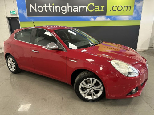 Alfa Romeo Giulietta  2.0 JTDM-2 Distinctive Hatchback 5dr Diesel Manual