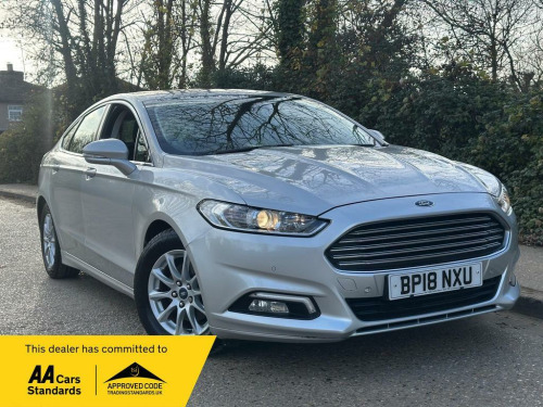 Ford Mondeo  1.5 TDCi ECOnetic Zetec 5dr [Nav]