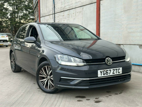 Volkswagen Golf  1.6 TDI SE [Nav] 5dr