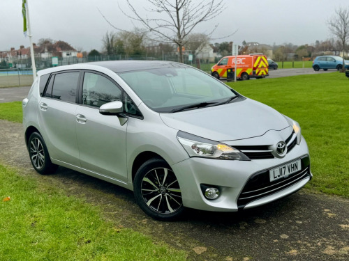 Toyota Verso  1.6 V-Matic Design Euro 6 5dr (7 Seat)