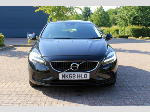 Volvo V40  2.0 T2 GPF Momentum Nav Plus Euro 6 (s/s) 5dr