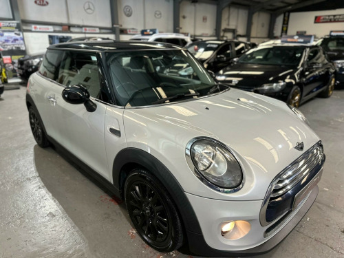 MINI Hatch  1.5 Cooper Euro 6 (s/s) 3dr