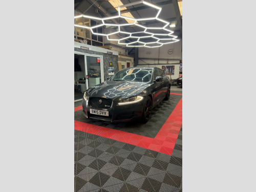 Jaguar XF  2.2d R-Sport Black Auto Euro 5 (s/s) 4dr