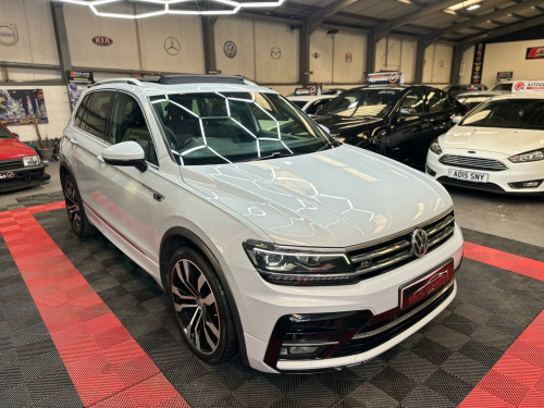 Volkswagen Tiguan  2.0 TDI R-Line DSG Euro 6 (s/s) 5dr