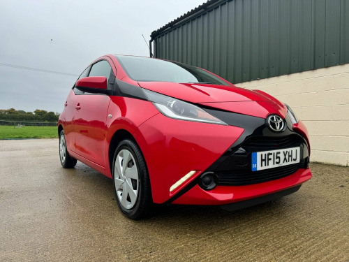 Toyota AYGO  1.0 VVT-i x-play Euro 5 5dr Euro 5