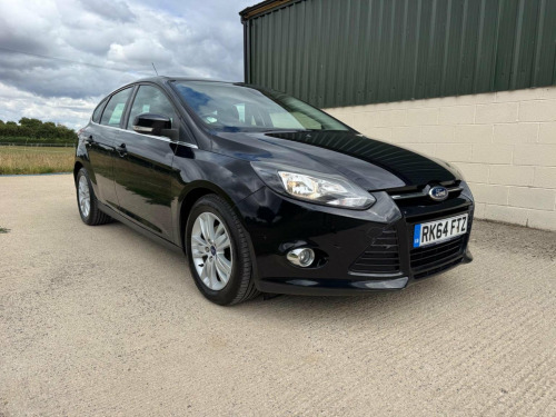 Ford Focus  1.0T EcoBoost Titanium Navigator Euro 5 (s/s) 5dr