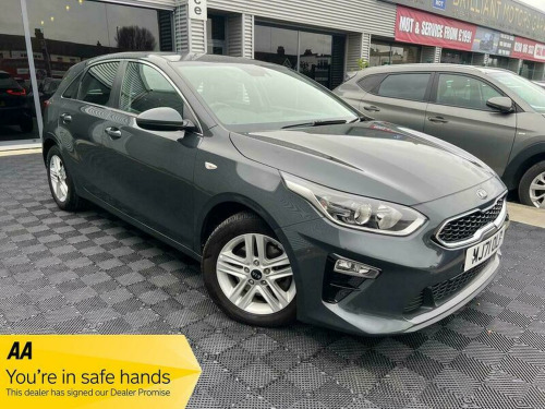 Kia ceed  1.6 CRDi MHEV 2 NAV Euro 6 (s/s) 5dr 