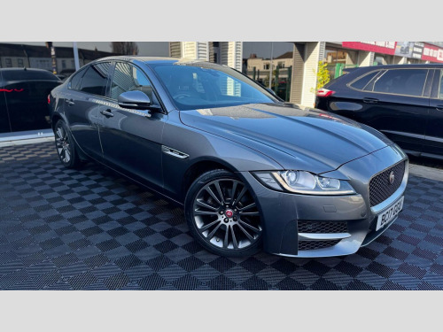 Jaguar XF  2.0d R-Sport Auto AWD Euro 6 (s/s) 4dr 