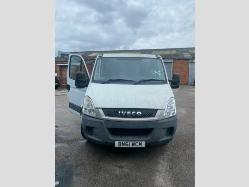 Iveco Daily  2.3 TD 35S11 L2 2dr 