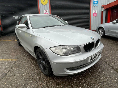 BMW 1 Series  2.0 118d SE Euro 5 5dr