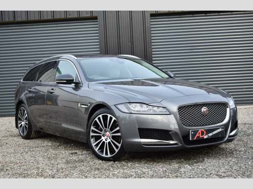 Jaguar XF  2.0d Portfolio Sportbrake 5dr Diesel Auto AWD Euro 6 (s/s) (240 ps)