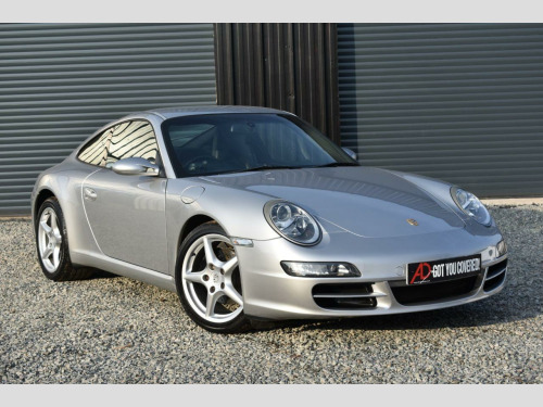 Porsche 911  3.6 997 Carrera Coupe 2dr Petrol Automatic (266 g/km, 325 bhp)