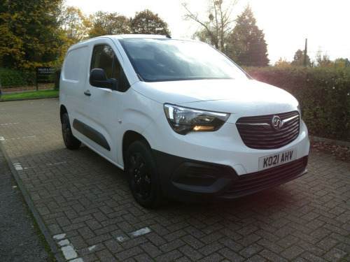 Vauxhall Combo  1.5 Turbo D 2300 Dynamic L1 H1 Euro 6 4dr