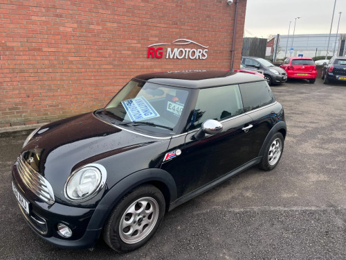 MINI Hatchback  1.6 Cooper D Black 3dr Hatch