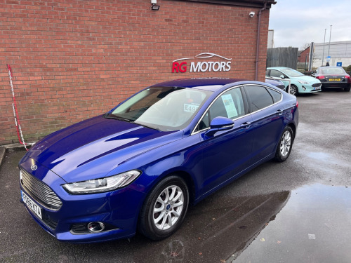 Ford Mondeo  2.0 TDCi ECOnetic Titanium Blue 5dr Hatch