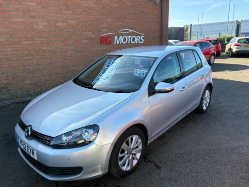 Volkswagen Golf  1.6 TDi 105 BlueMotion Tech Match Silver 5dr Hatch