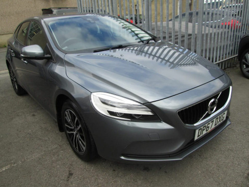 Volvo V40  2.0 T2 Momentum Euro 6 (s/s) 5dr