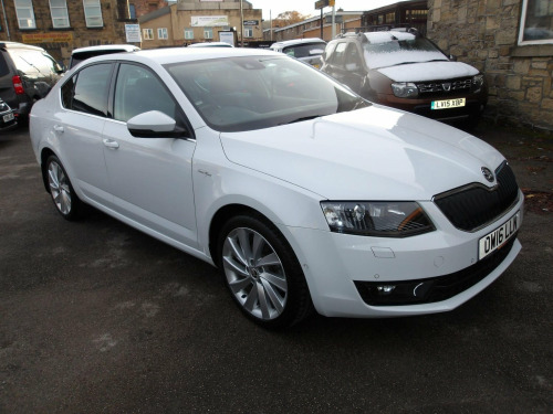 Skoda Octavia  2.0 TDI Laurin & Klement DSG Euro 6 (s/s) 5dr