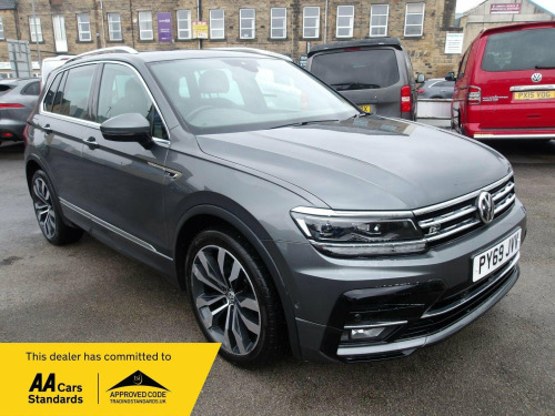 Volkswagen Tiguan  2.0 TDI R-Line Tech DSG 4Motion Euro 6 (s/s) 5dr