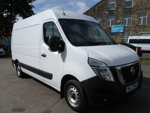 Nissan Interstar  2.3 dCi 35 Tekna FWD L2 H2 Euro 6 4dr
