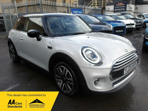 MINI Hatch  1.5 Cooper Exclusive Euro 6 (s/s) 3dr