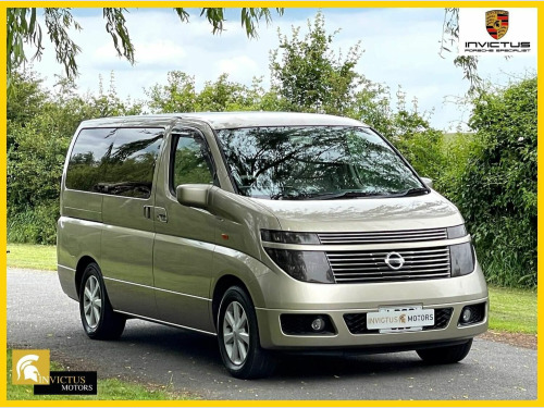 Nissan Elgrand  3.5 V6 Camper Conversion