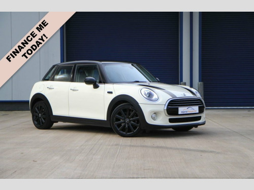 MINI Hatch  1.5 Cooper Hatchback 5dr Petrol Auto Euro 6 (s/s) 