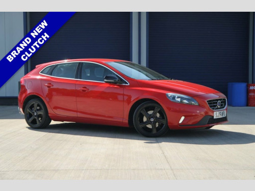 Volvo V40  1.6 T2 R-Design Hatchback 5dr Petrol Manual Euro 5