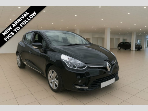 Renault Clio  0.9 TCe Dynamique MediaNav Hatchback 5dr Petrol Ma