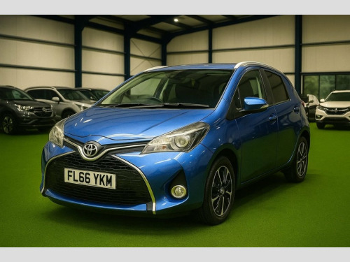 Toyota Yaris  1.33 Dual VVT-i Design Hatchback 5dr Petrol Manual