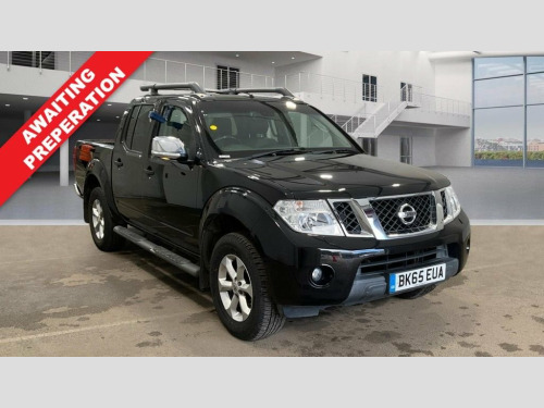 Nissan Navara  2.5 dCi Tekna Pickup Double Cab 4dr Diesel Auto 4W