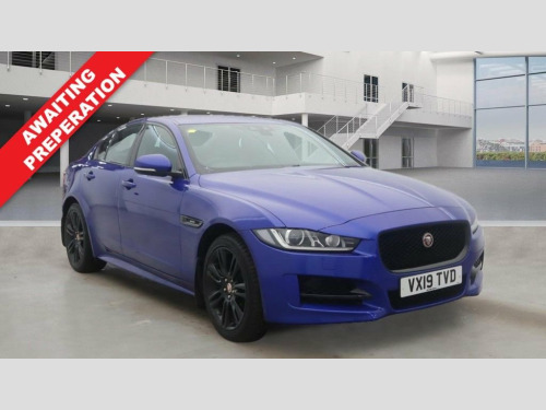 Jaguar XE  2.0d R-Sport Saloon 4dr Diesel Auto AWD Euro 6 (s/