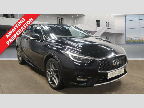 Infiniti Q30  2.2d Premium Tech Hatchback 5dr Diesel DCT AWD Eur