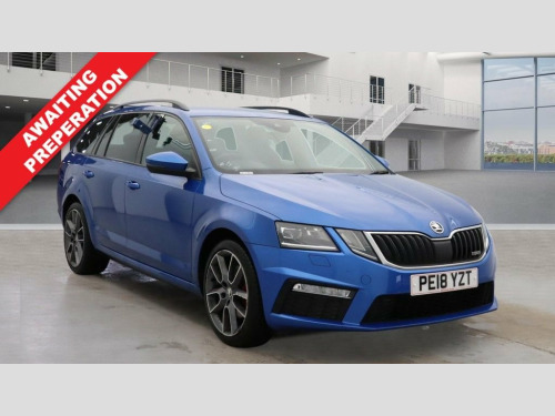 Skoda Octavia  2.0 TDI vRS Estate 5dr Diesel DSG 4WD Euro 6 (s/s)