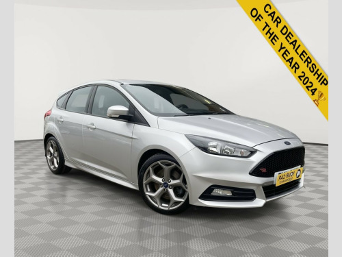 Ford Focus  2.0T EcoBoost ST-2 Hatchback 5dr Petrol Manual Eur