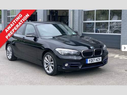 BMW 1 Series  1.5 118i Sport Hatchback 5dr Petrol Auto Euro 6 (s