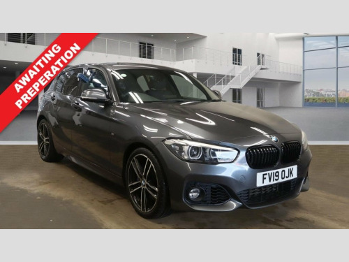 BMW 1 Series  1.5 118i GPF M Sport Shadow Edition Hatchback 5dr 