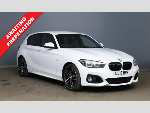 BMW 1 Series  1.5 118i M Sport Shadow Edition Hatchback 5dr Petr