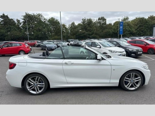 BMW 2 Series  2.0 220d M Sport Convertible 2dr Diesel Manual Eur