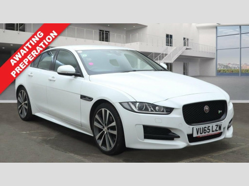 Jaguar XE  2.0d R-Sport Saloon 4dr Diesel Auto Euro 6 (s/s) ( 
