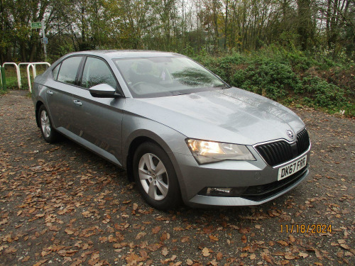 Skoda Superb  1.6 TDI S